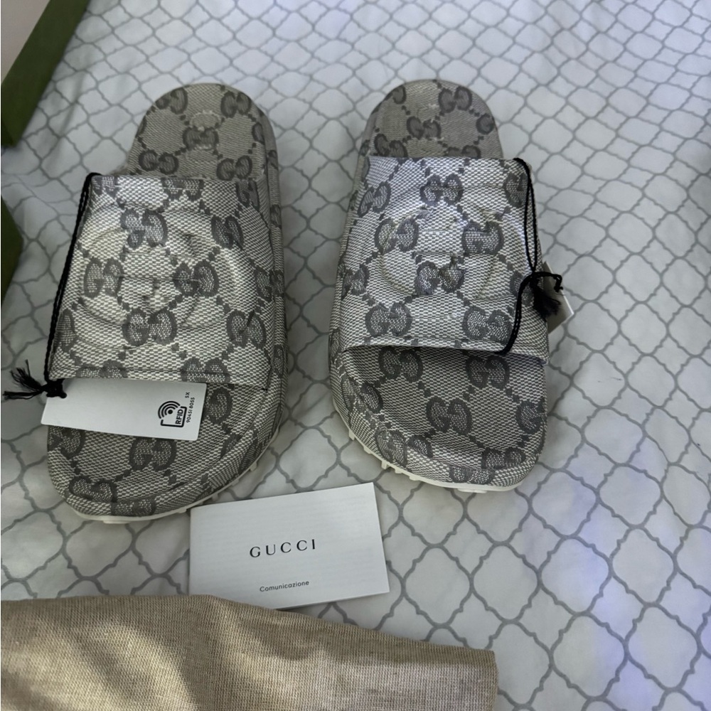 Gucci Beige-Ebony Monogram Slides